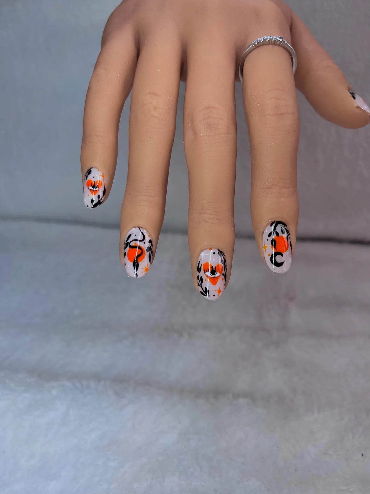 Haunting Eyes Press On Nails